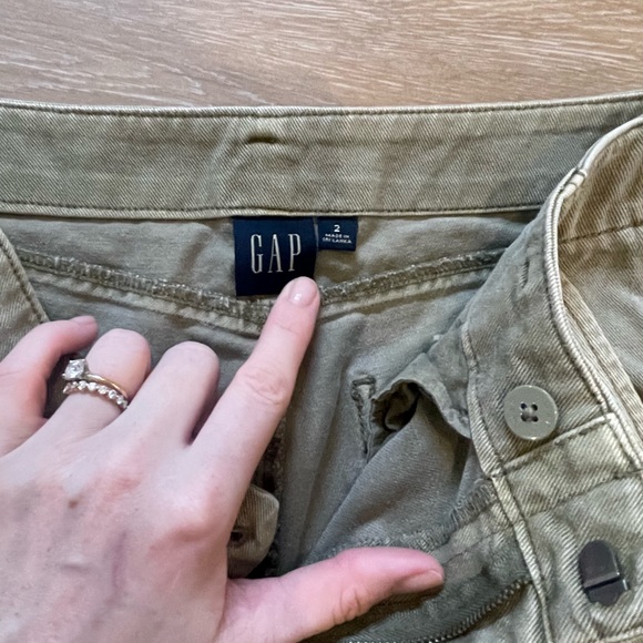 Gap Cargo Pant - Picture 3 of 3
